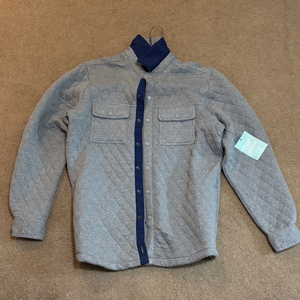 Magellan Outdoors Gray Quilted Jacket with Navy Trim